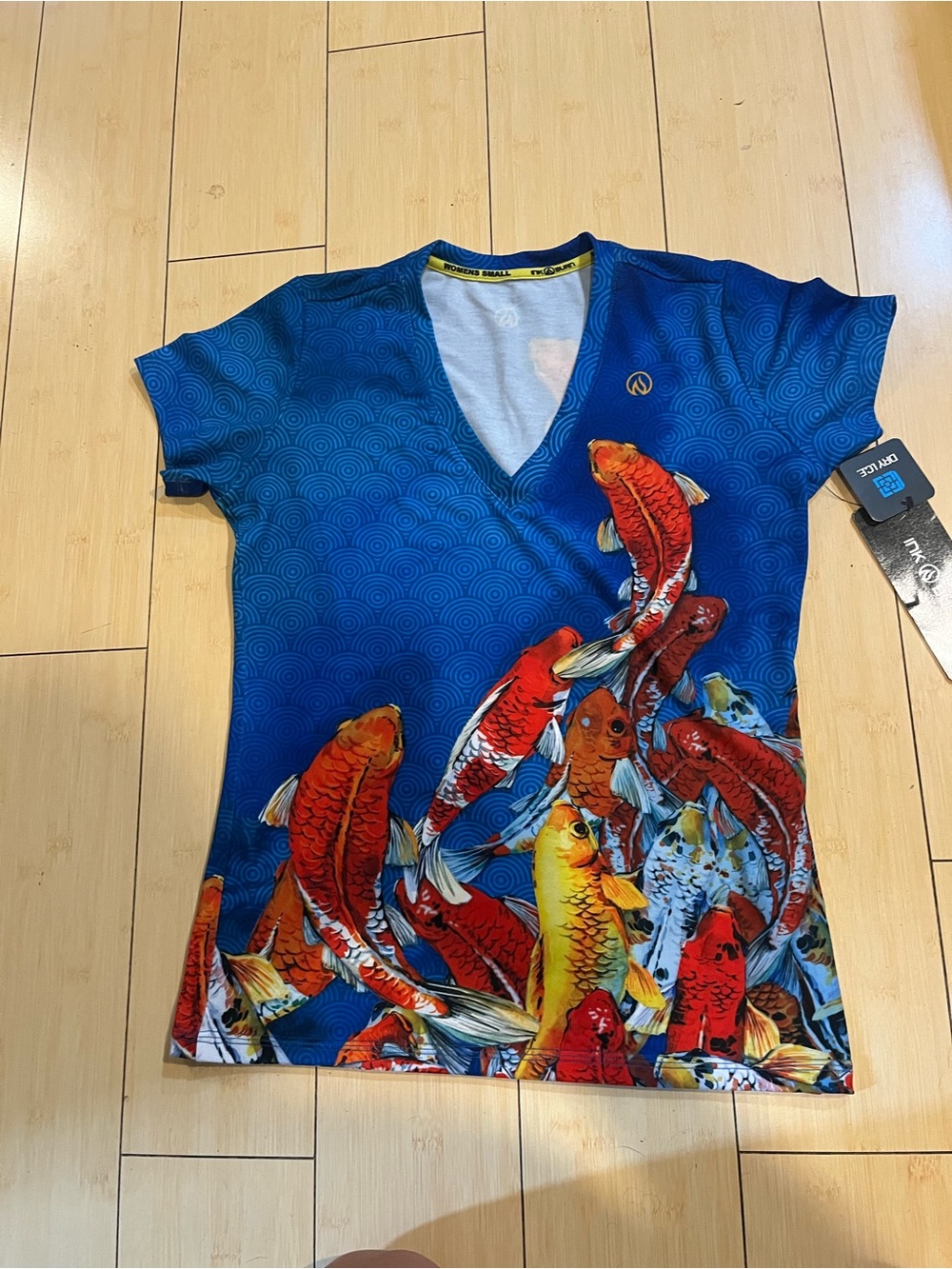 INKnBURN Blue Koi Fish Short Sleeve V-Neck Tee